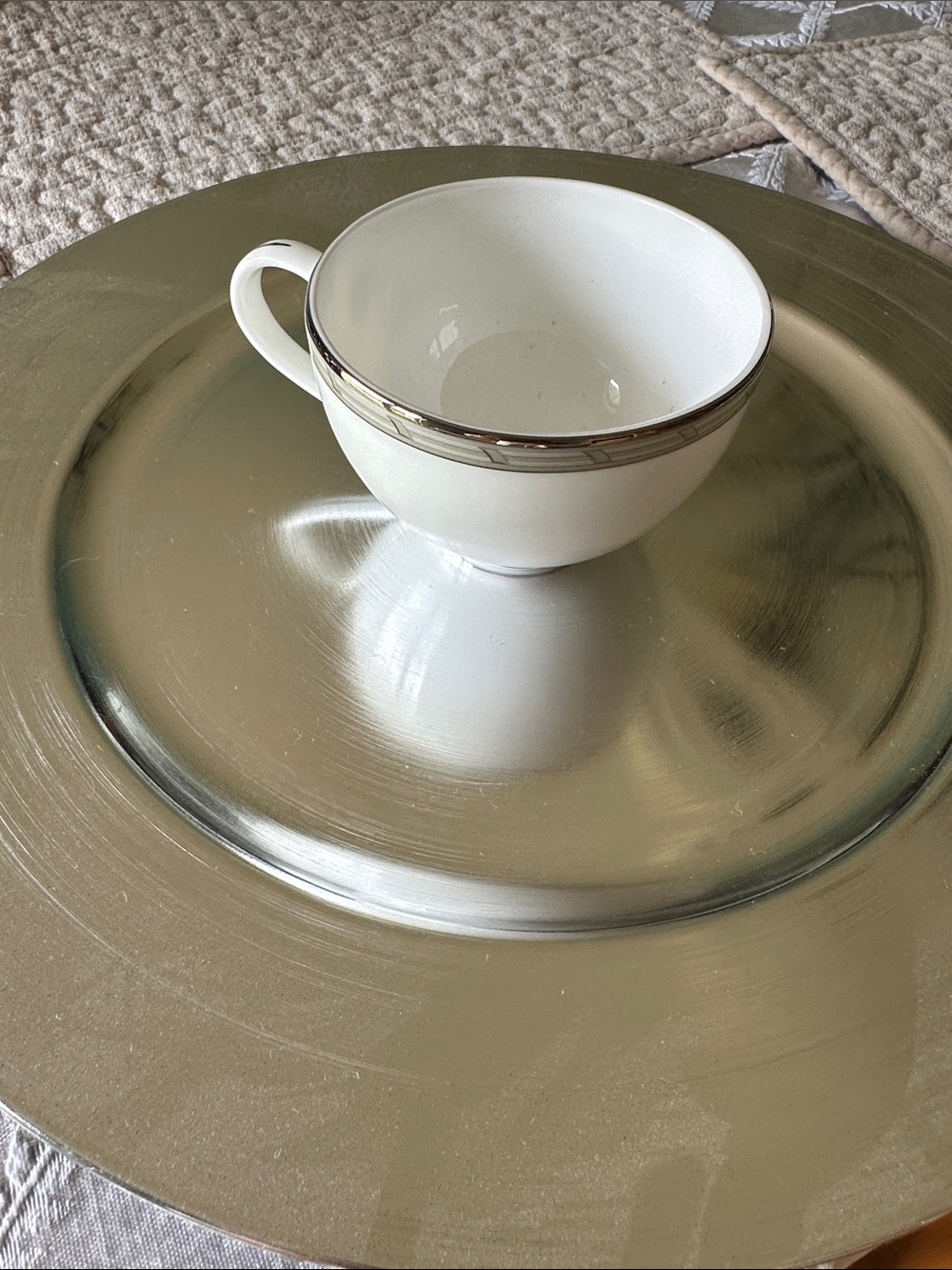 Gorham Gatehouse Platinum Teacups with Silver Band set of (4)